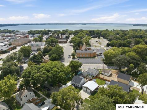 207 N 7th Street Clear Lake IA 50428