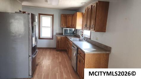 505 S 8th Street Forest City IA 50436