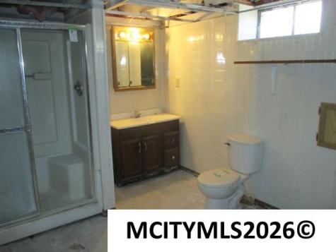 505 S 8th Street Forest City IA 50436