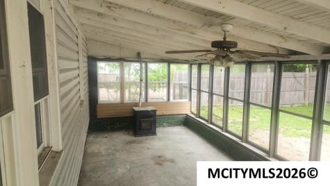 505 S 8th Street Forest City IA 50436