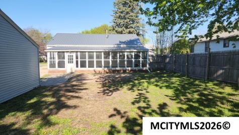 505 S 8th Street Forest City IA 50436