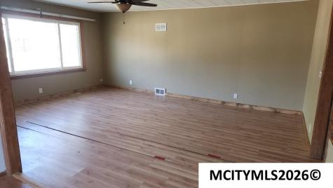 505 S 8th Street Forest City IA 50436