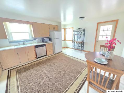 495 W 5th Street Garner IA 50438