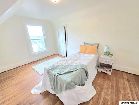 495 W 5th Street Garner IA 50438