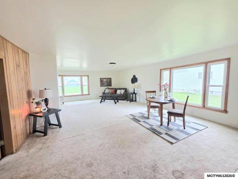 495 W 5th Street Garner IA 50438