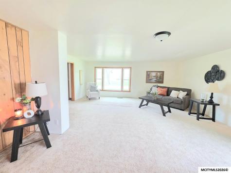 495 W 5th Street Garner IA 50438