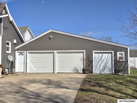 495 W 5th Street Garner IA 50438
