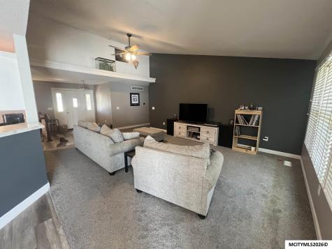 2262 W State Street Mason City IA 50401