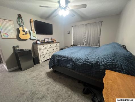 2262 W State Street Mason City IA 50401