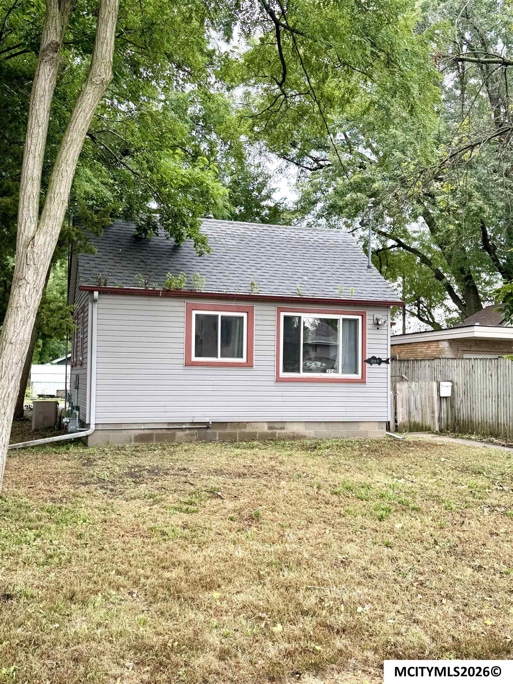 204 S 12th Street Clear Lake IA 50428
