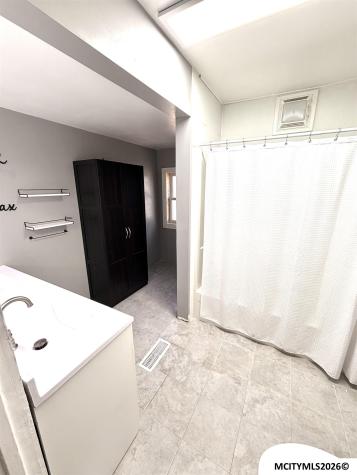 204 S 12th Street Clear Lake IA 50428