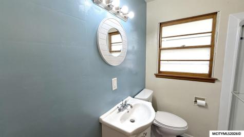 215 15th NW Mason City IA 50401