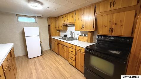 215 15th NW Mason City IA 50401