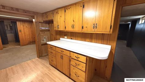 215 15th NW Mason City IA 50401