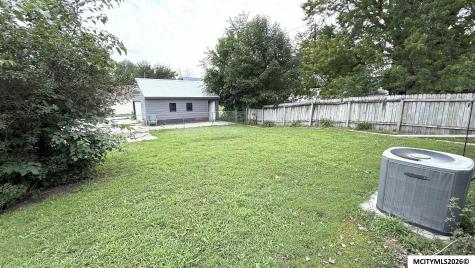 215 15th NW Mason City IA 50401