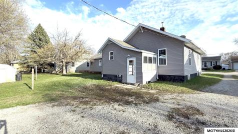 118 25th SW Mason City IA 50401