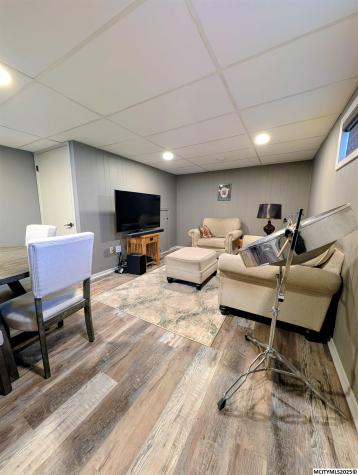 1006 12th NE Mason City IA 50401