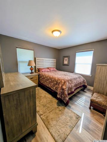 1006 12th NE Mason City IA 50401