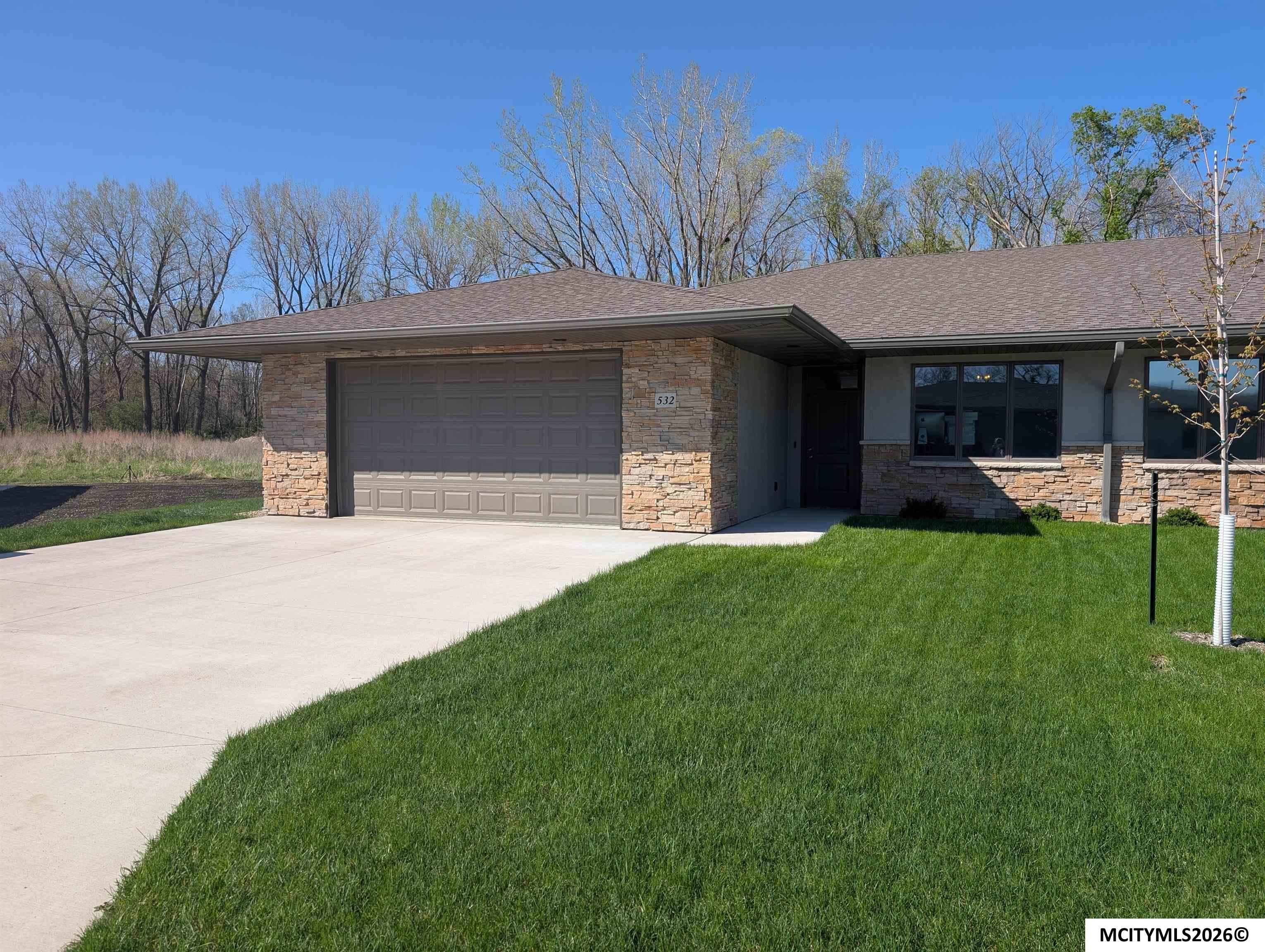 532 River Bend Court Mason City IA 50401