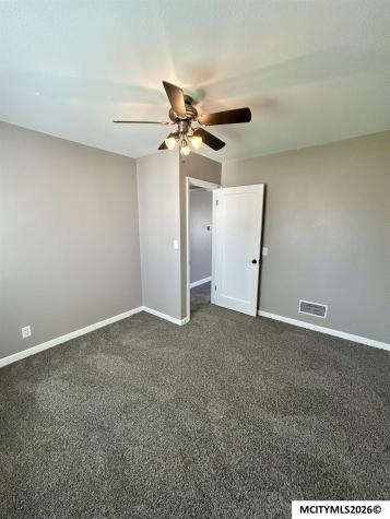 811 16th NE Mason City IA 50401
