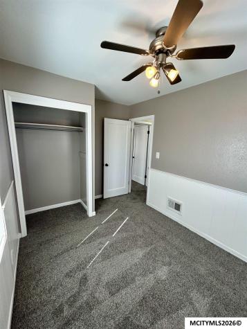 811 16th NE Mason City IA 50401