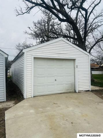 811 16th NE Mason City IA 50401