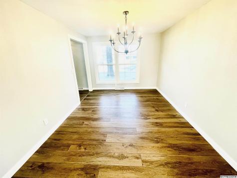 335 Lakeview Drive Mason City IA 50401