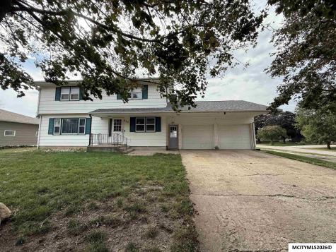 627 1st Street N Rockwell IA 50469