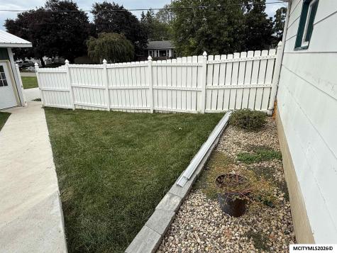 627 1st Street N Rockwell IA 50469