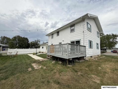 627 1st Street N Rockwell IA 50469