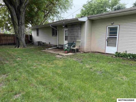 903 N Kentucky Mason City IA 50401