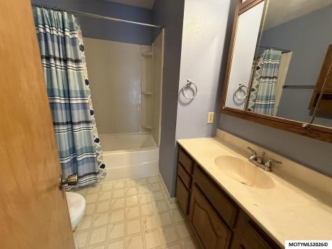 903 N Kentucky Mason City IA 50401