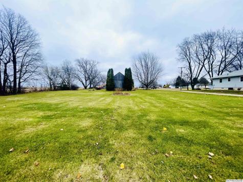 702 1st Street N Rockwell IA 50469