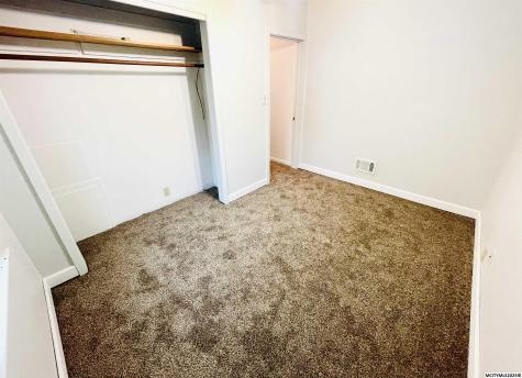 702 1st Street N Rockwell IA 50469