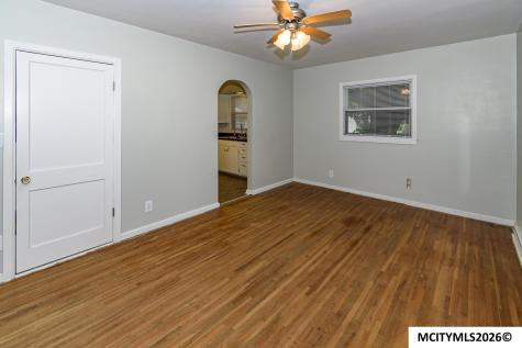 2820 S Adams Mason City IA 50401