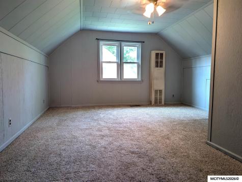 816 S Maryland Mason City IA 50401