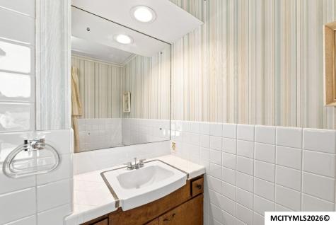 173 Parkridge Drive Mason City IA 50401