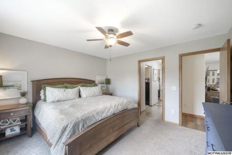 2747 Sunrise Court Mason City IA 50401