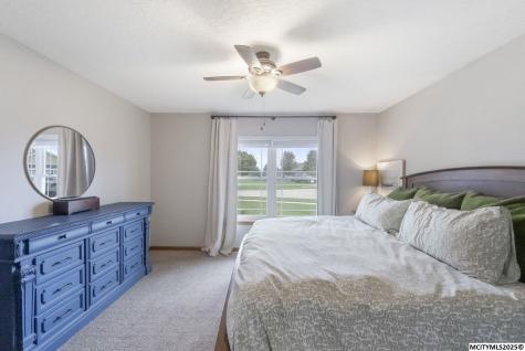 2747 Sunrise Court Mason City IA 50401