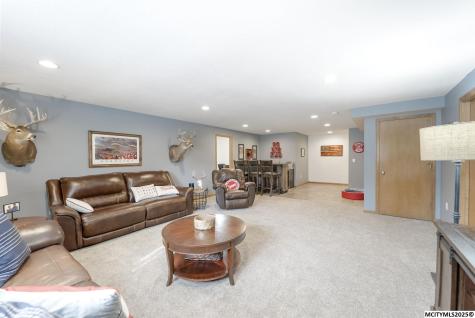 2747 Sunrise Court Mason City IA 50401