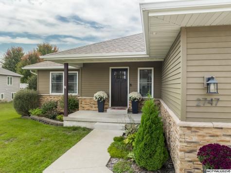 2747 Sunrise Court Mason City IA 50401