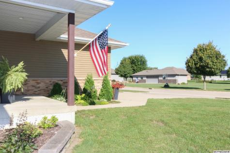 2747 Sunrise Court Mason City IA 50401