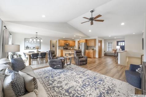 2747 Sunrise Court Mason City IA 50401