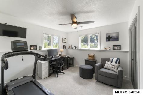 908 S 15th Street Clear Lake IA 50428