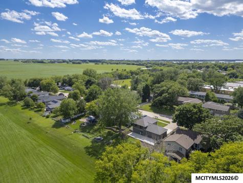908 S 15th Street Clear Lake IA 50428