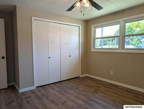 694 17th SE Mason City IA 50401
