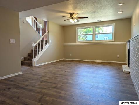 694 17th SE Mason City IA 50401