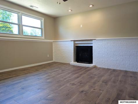 694 17th SE Mason City IA 50401