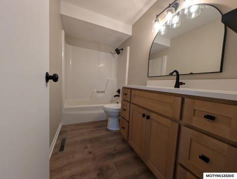694 17th SE Mason City IA 50401