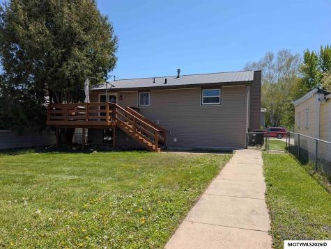 694 17th SE Mason City IA 50401